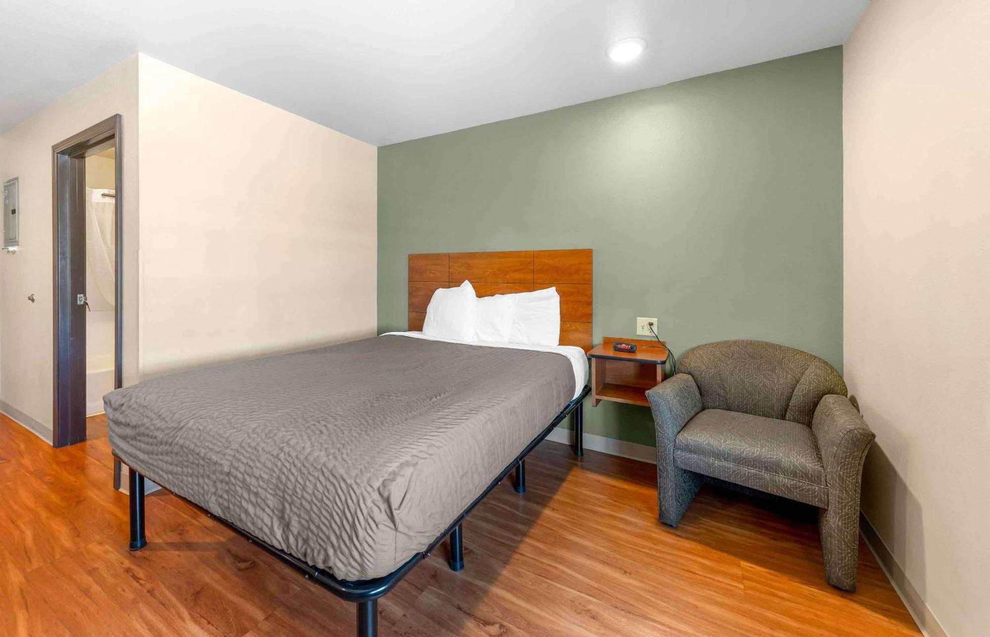 Extended Stay America Select Suites - Oklahoma City - West ภายนอก รูปภาพ